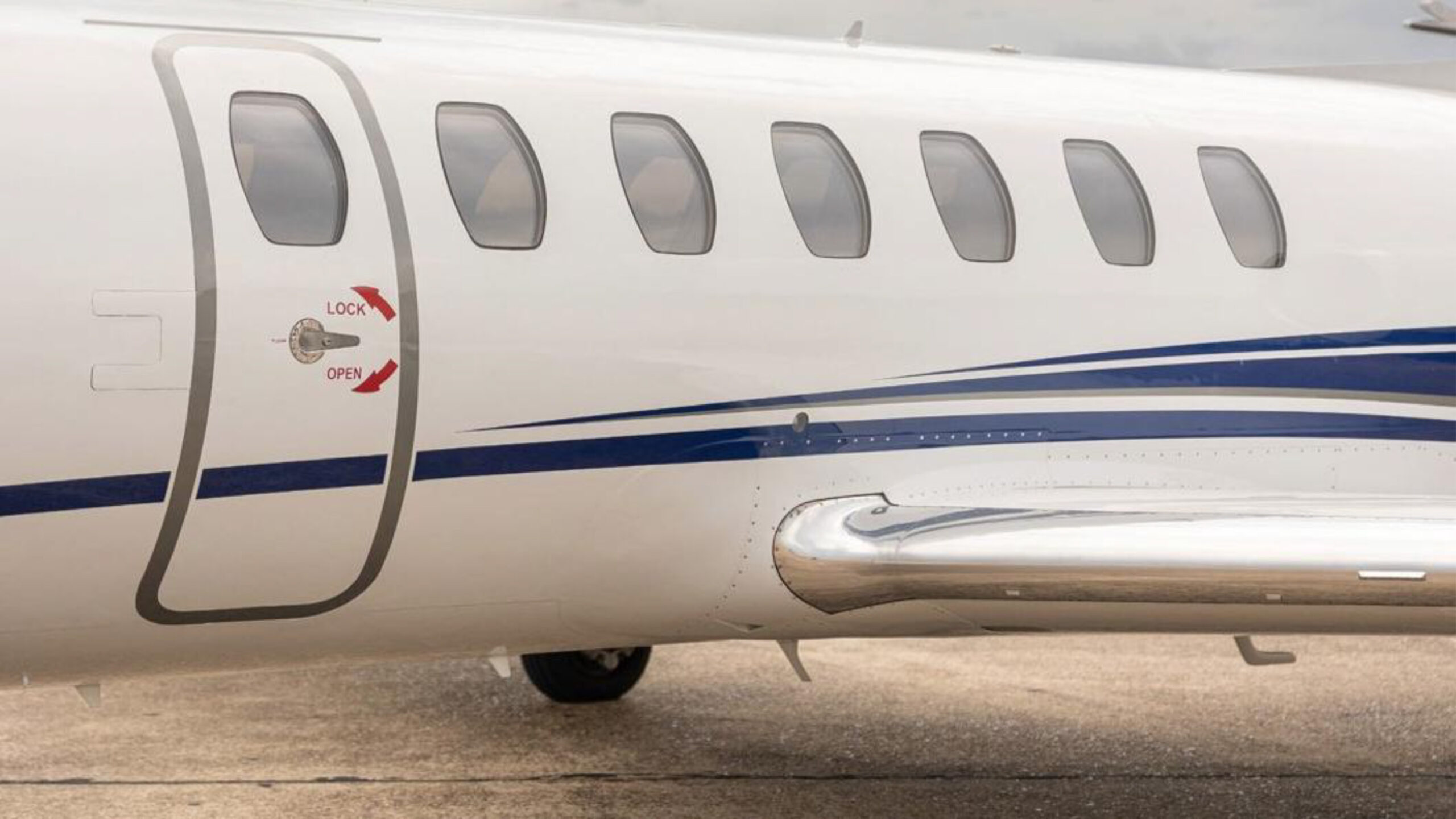 Citation V N217GL Specs-7